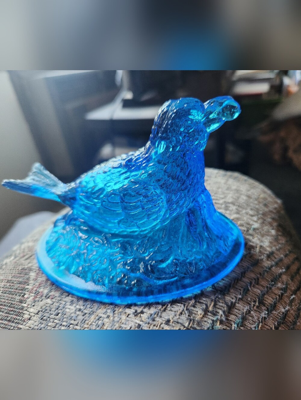 Vintage Degenhart Capri blue Bird and Berry hen on nest JUST TOP PIECE dish